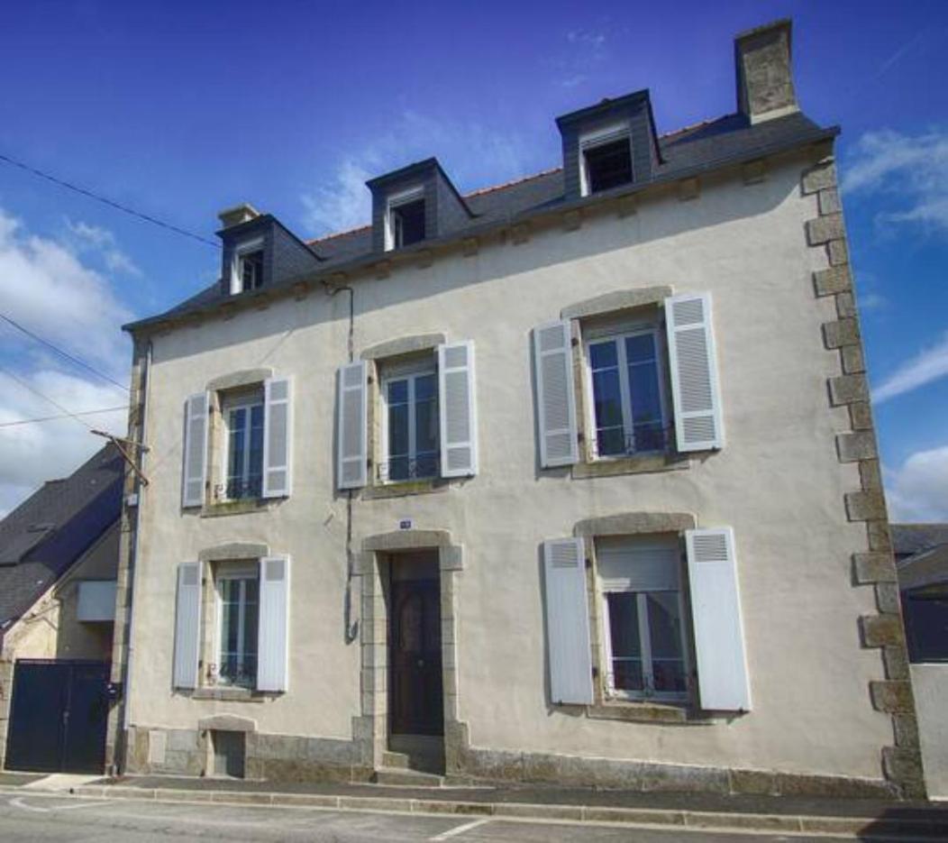 Le Quai 18 Bed and Breakfast Lesneven Exteriör bild